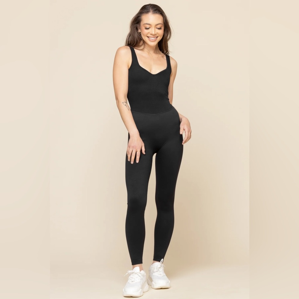 POPFLEX Be Flexible Seamless Onesie - Black Extra Curveflex (2x/3x)